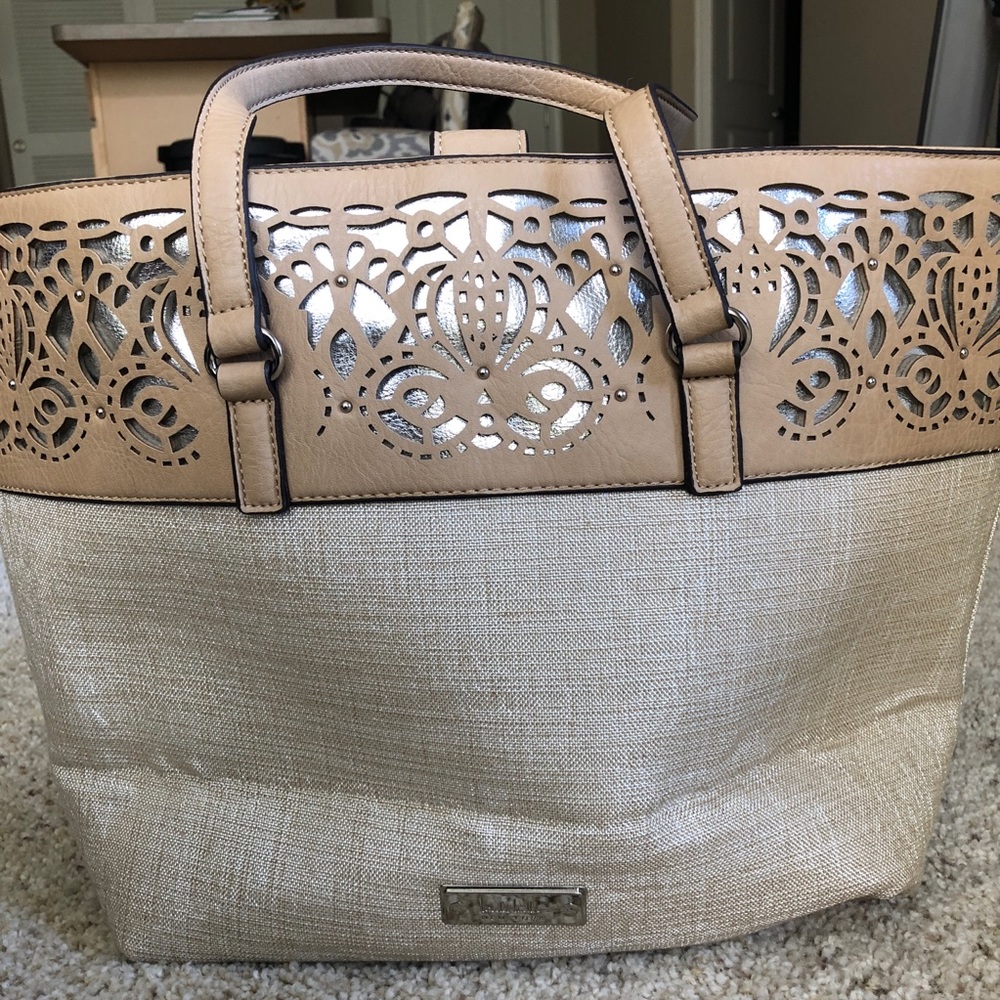 Tote Purse Nicole Miller Like New